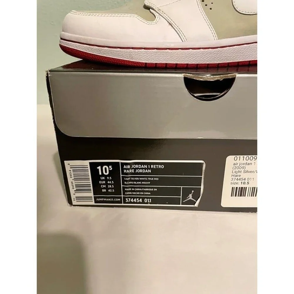 Jordan 1 Hare size 10.5 Men's Shoes Used 374454 011